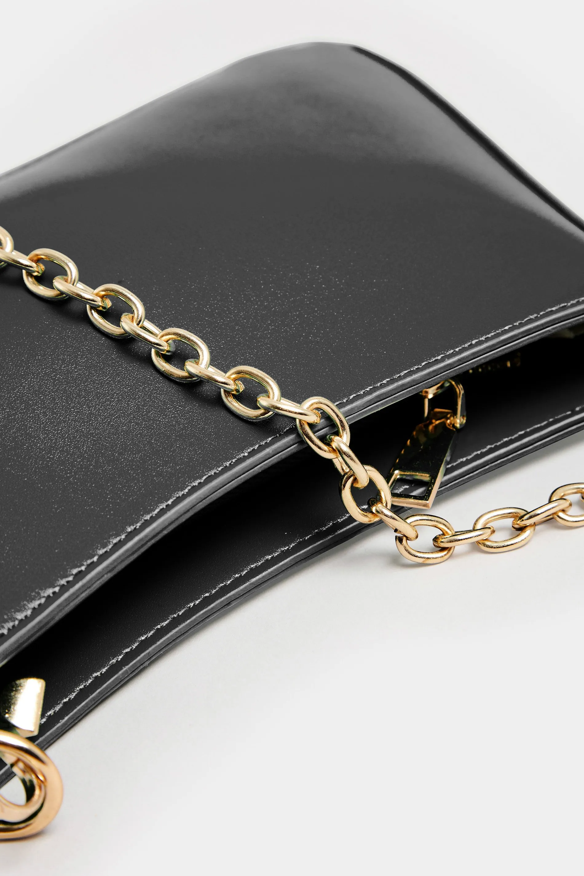 Black Detachable Chain Shoulder Bag