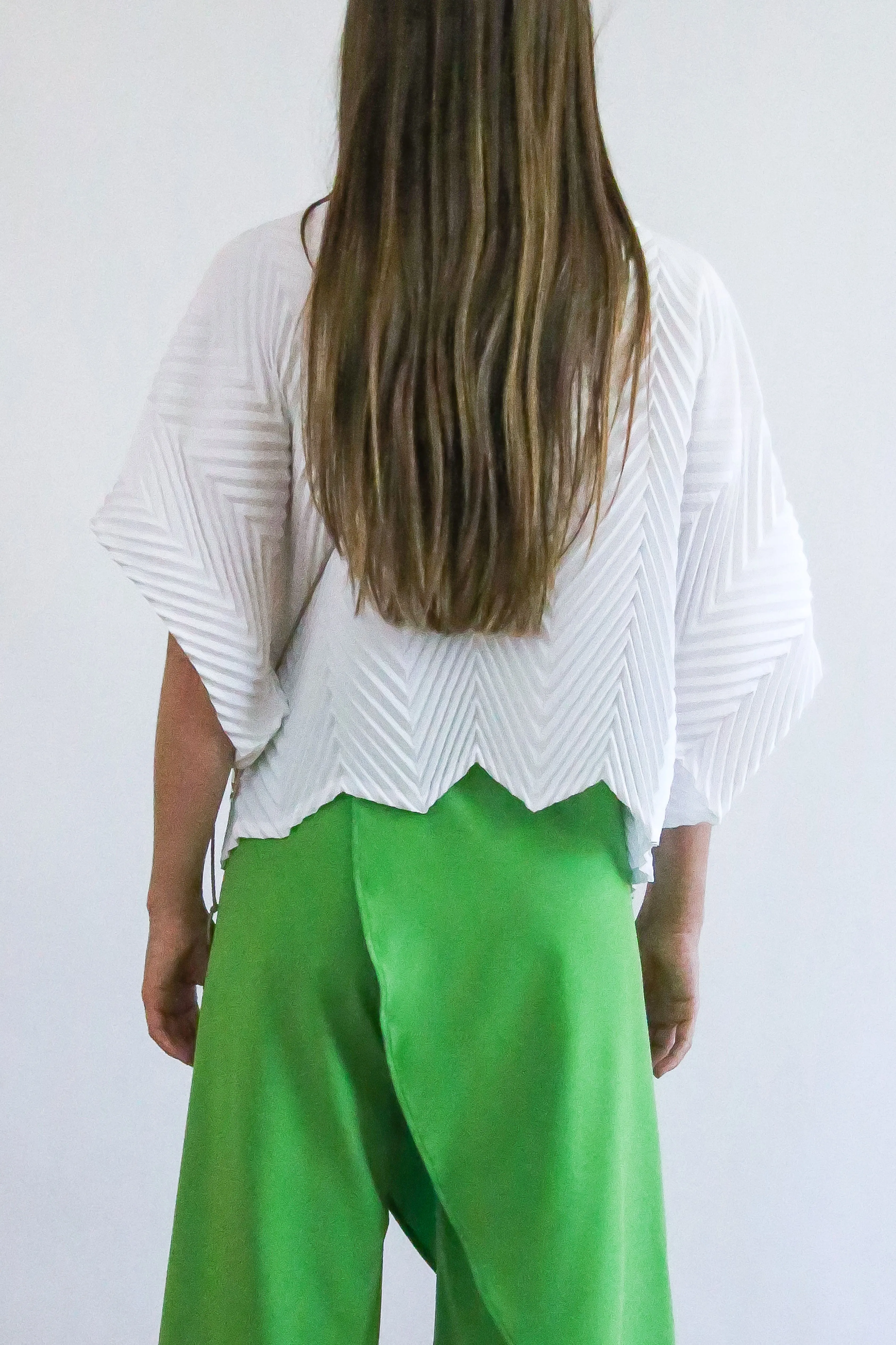 Chevron Pleated Lisbon Top | White