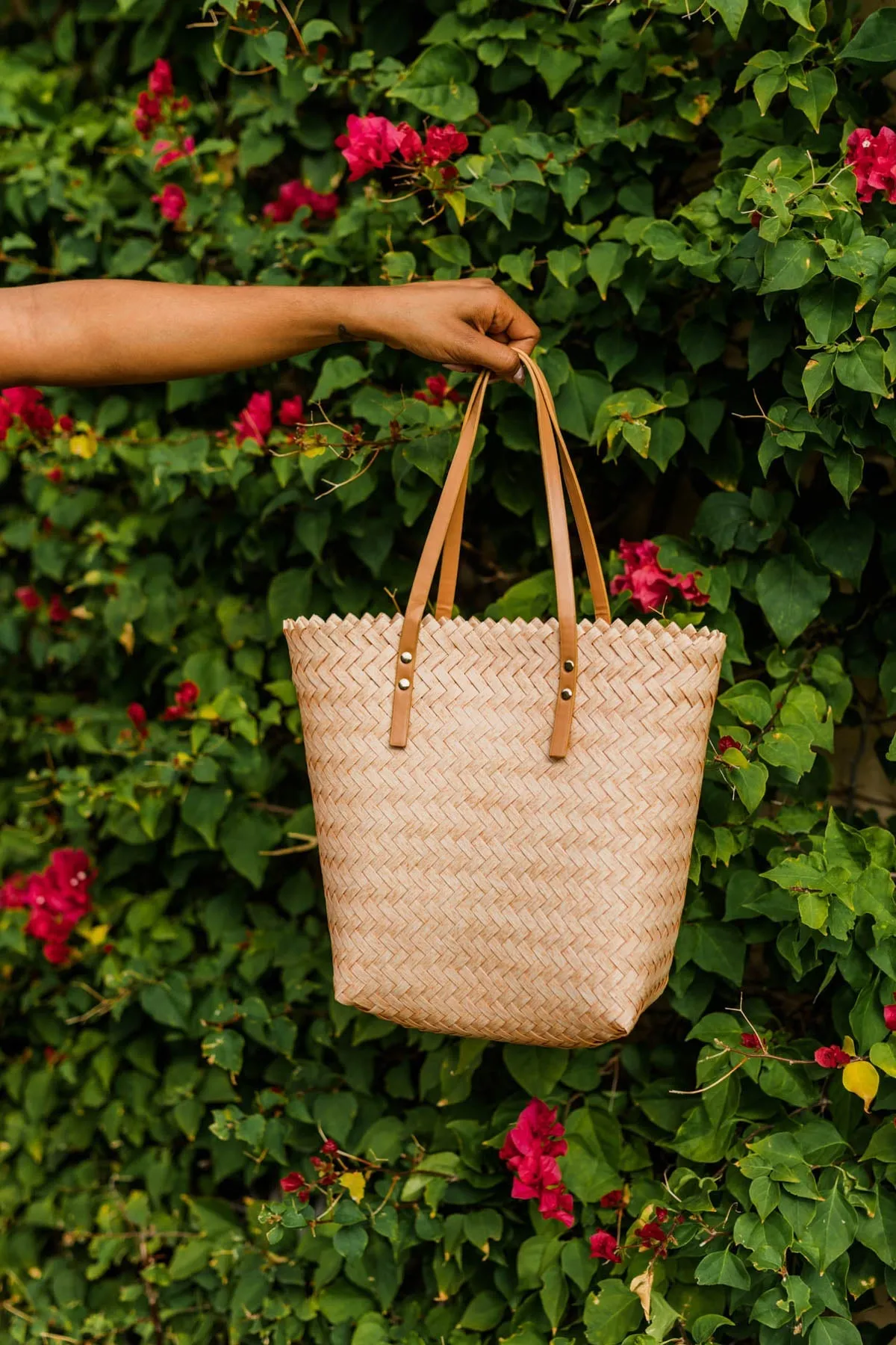 Drinks On The Beach Woven Tote- Natural