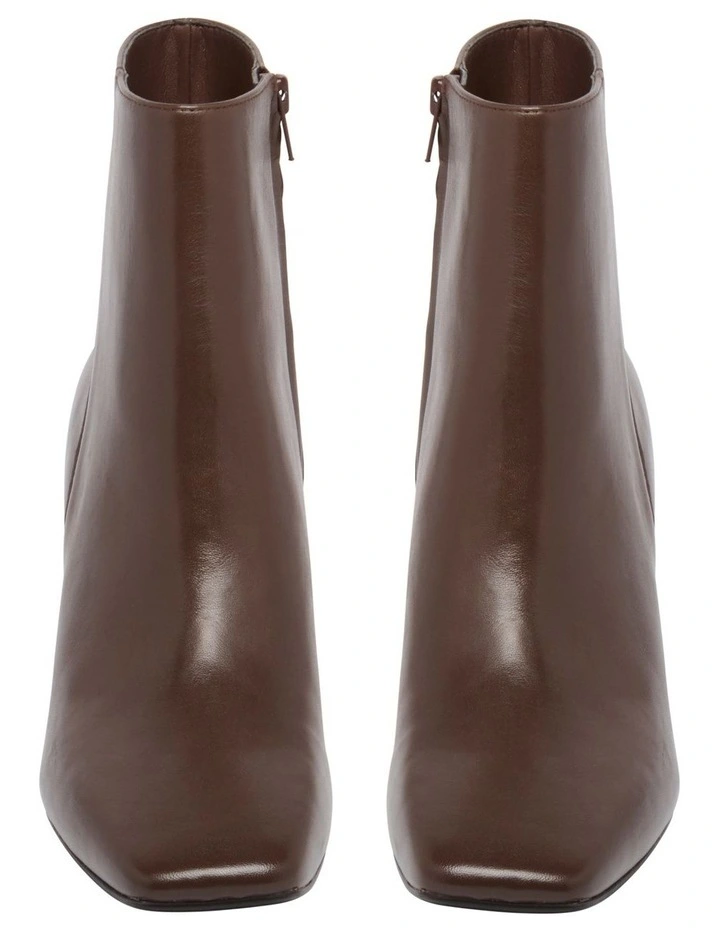 Griffa Brown Boots