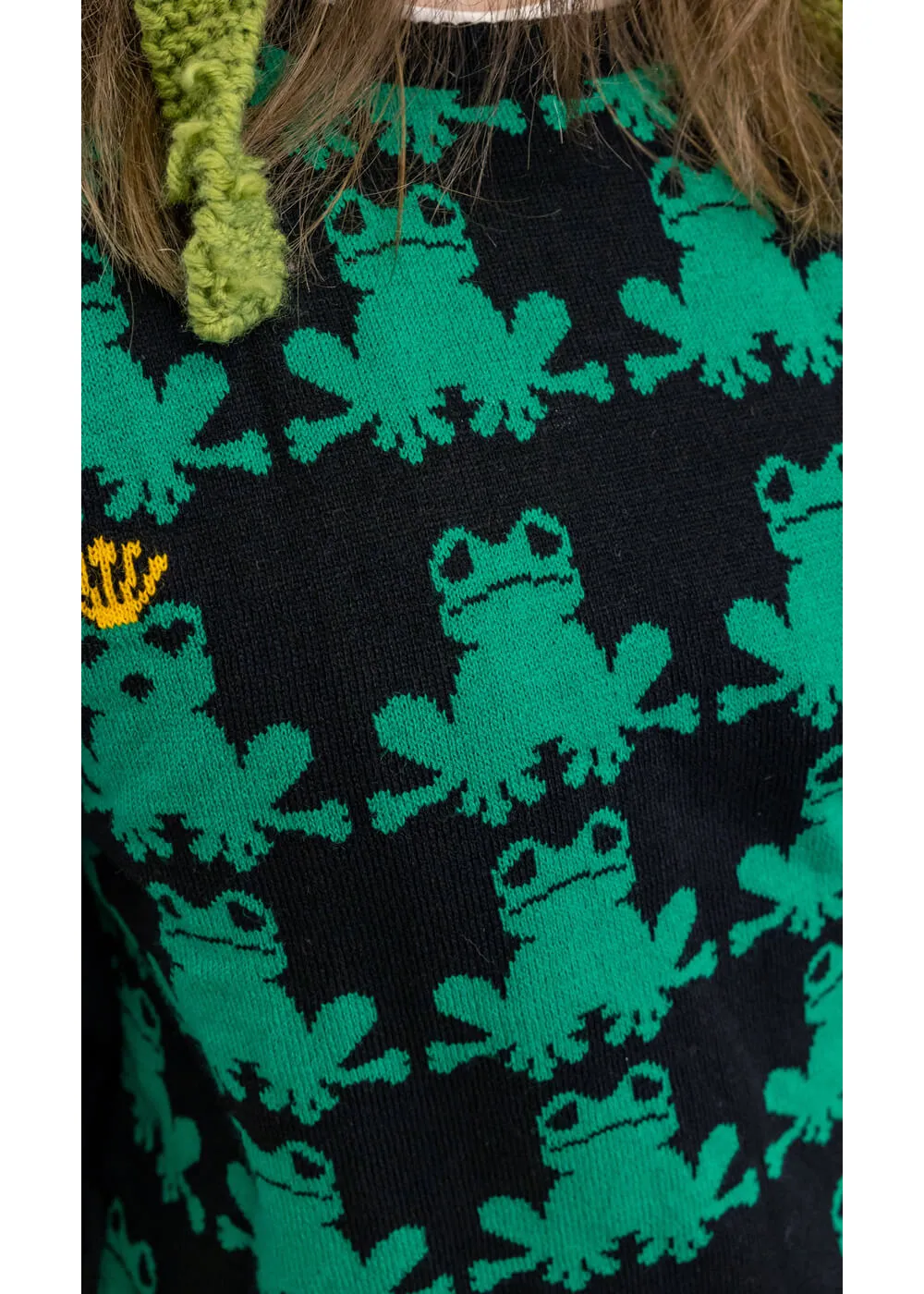 Run & Fly Prince Frog Jumper Sweater Black