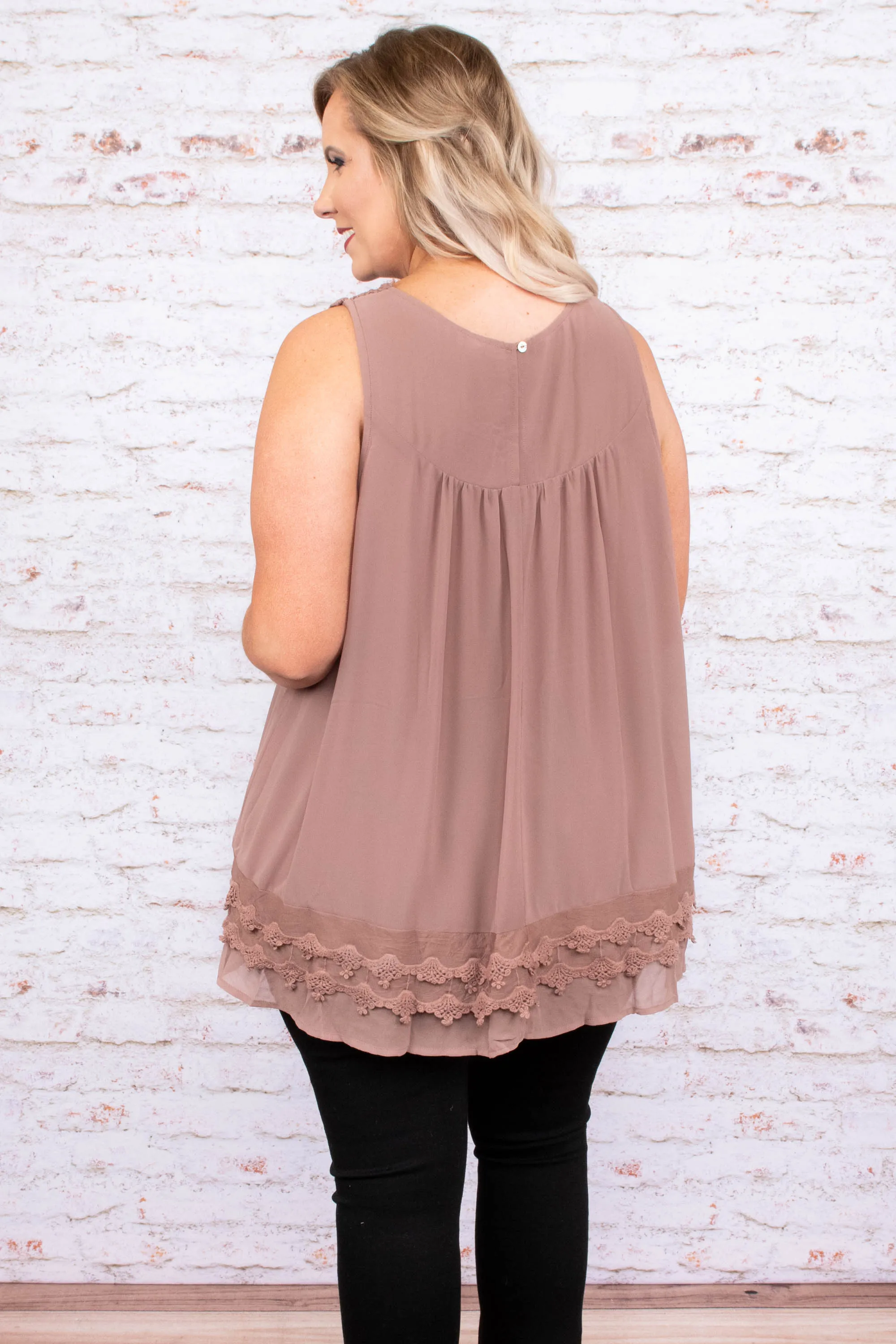 Sweet Charm Tank, Mocha