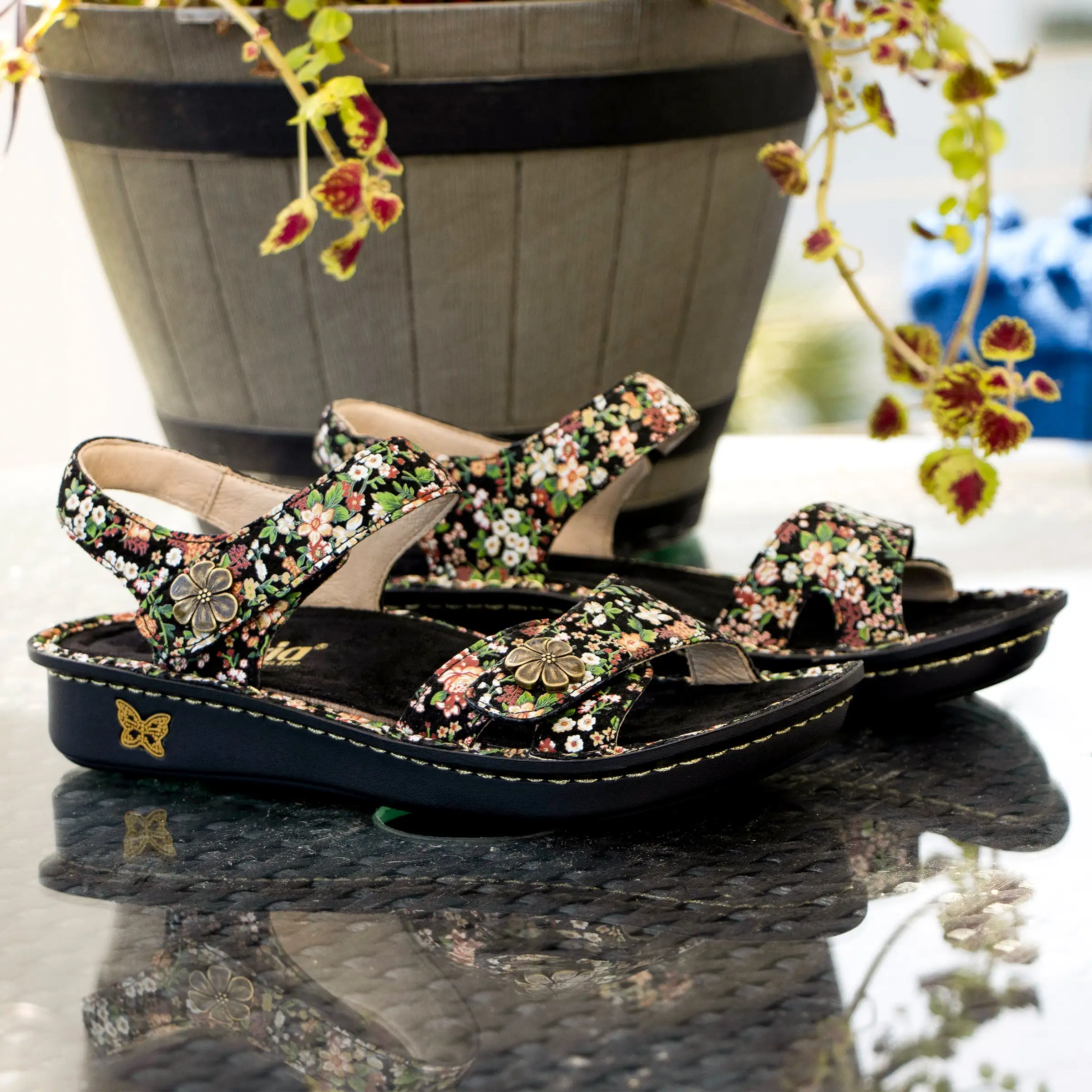 Vienna Earthy Bloom Sandal